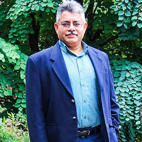 Headshot of director Sanjay Srinivasan